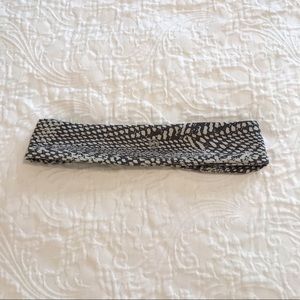 Lululemon Grey and White Headband